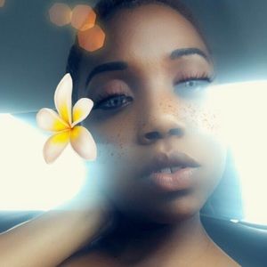 Meet your Posher, Jazmine